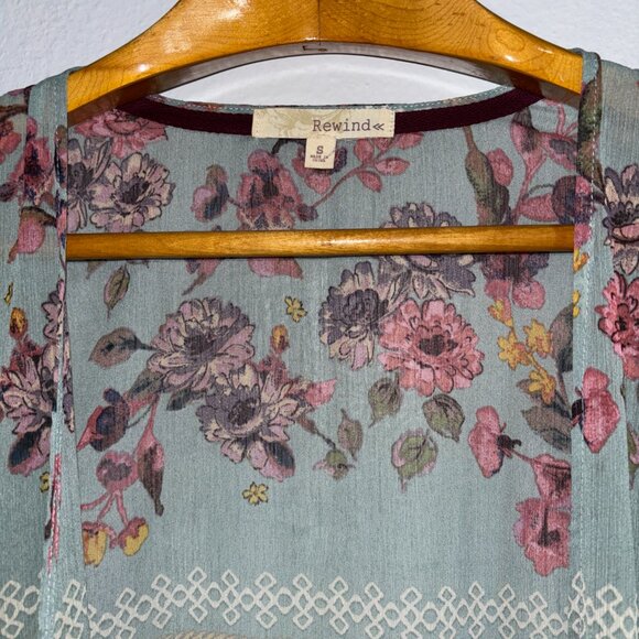 Rewind Floral Kimono Cardigan Small Sage Green Crochet Lace Boho Semi-Sheer - Picture 6 of 11